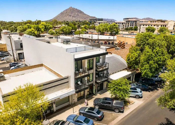 The Lux At Craftsman - Old Town Penthouse 1 Holiday home