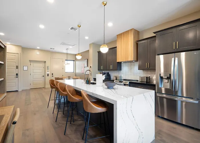 Holiday home The Lux At Craftsman - Old Town Penthouse 1