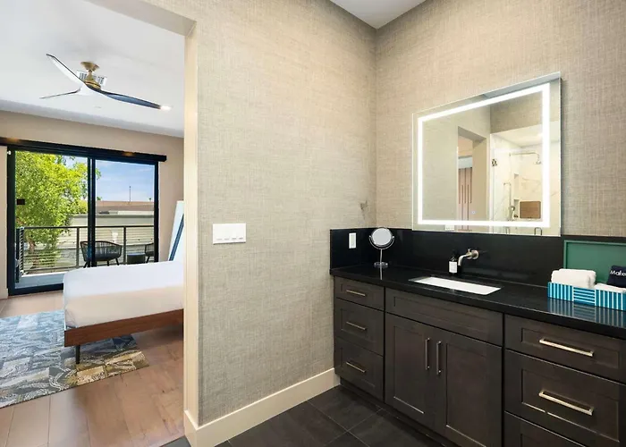 Holiday home The Lux At Craftsman - Old Town Penthouse 1