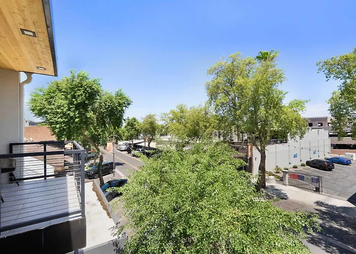 The Lux At Craftsman - Old Town Penthouse 1 Holiday home *